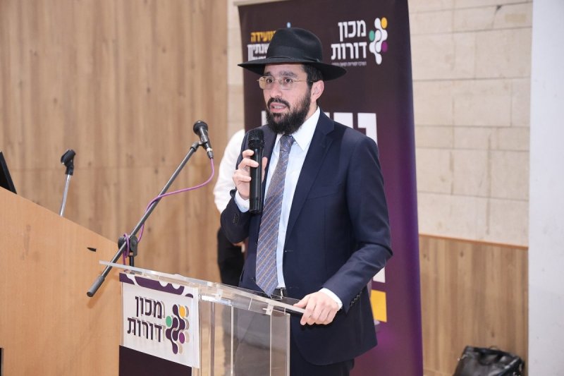 נועם אליהו