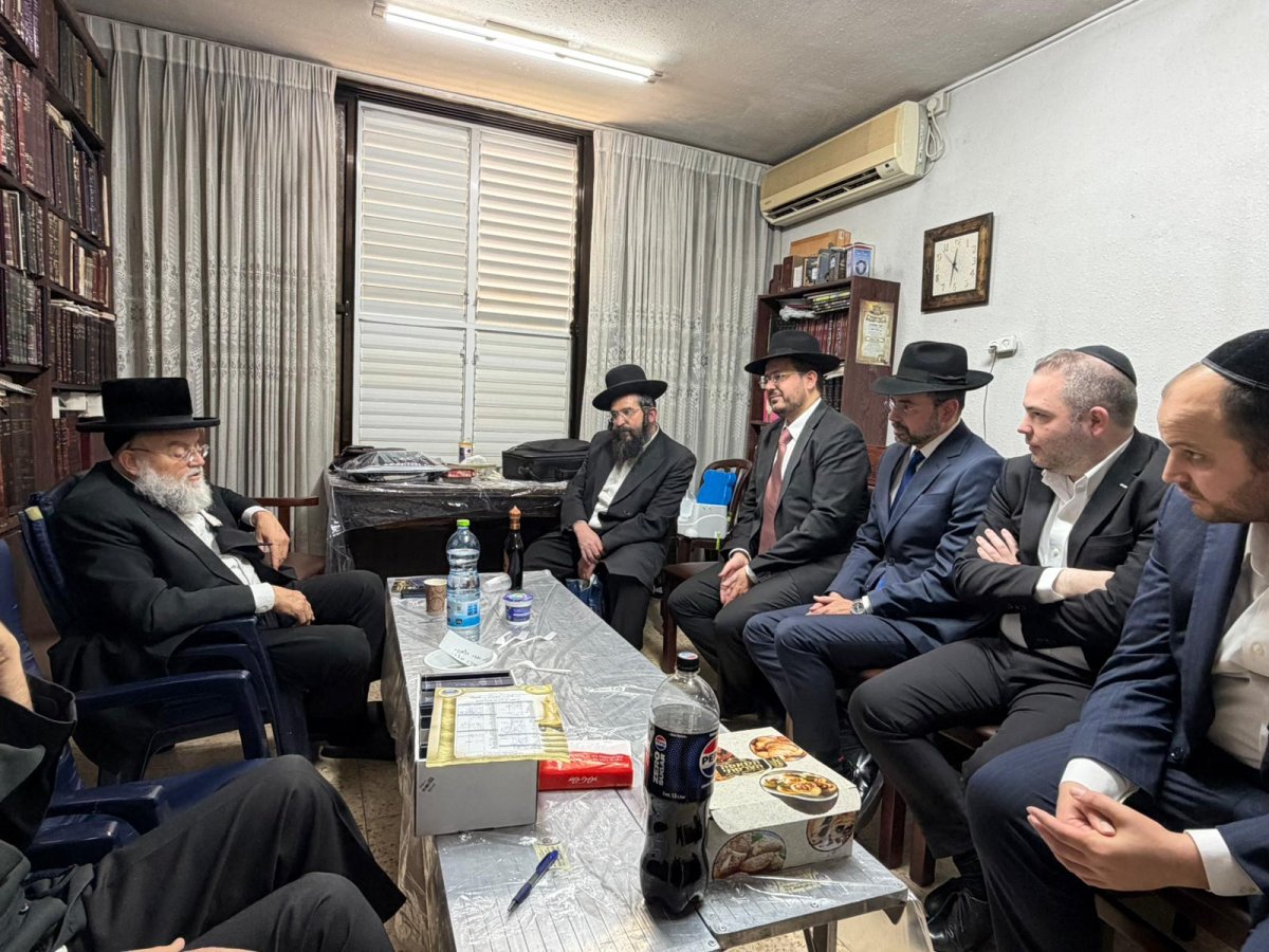 באדיבות המצלם