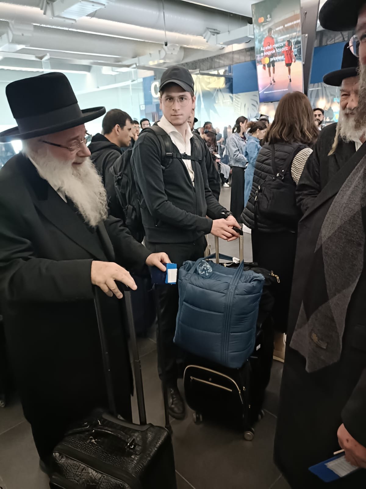באדיבות המצלם
