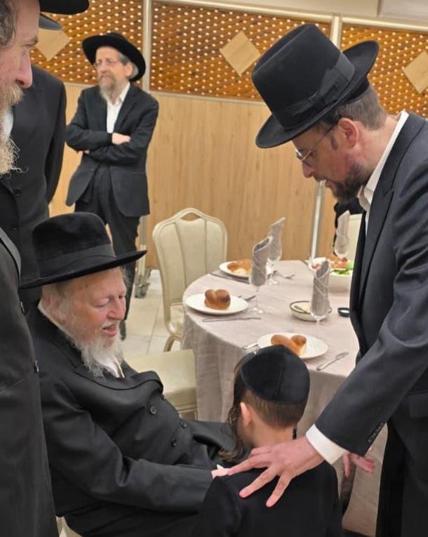 באדיבות המצלם