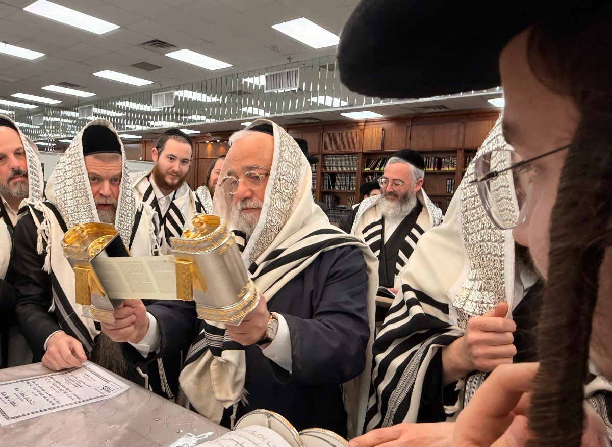 באדיבות המצלם