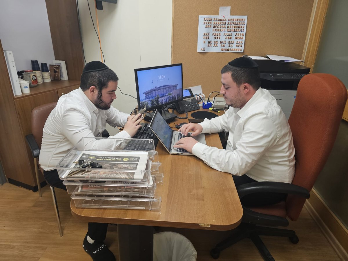 באדיבות המצלם