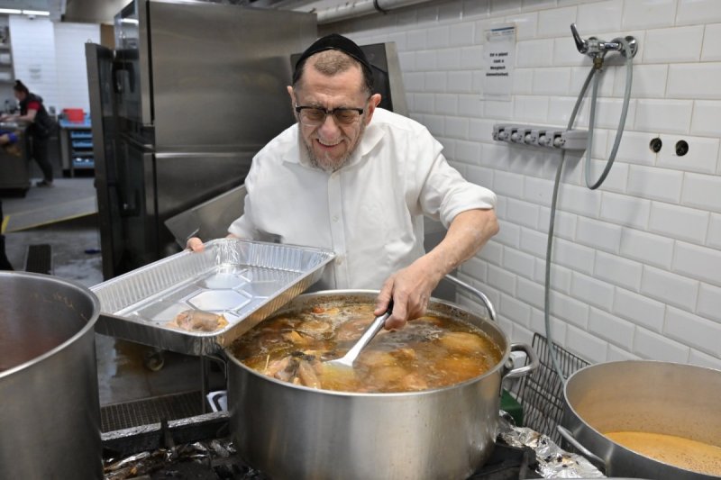 מאיר אדרי