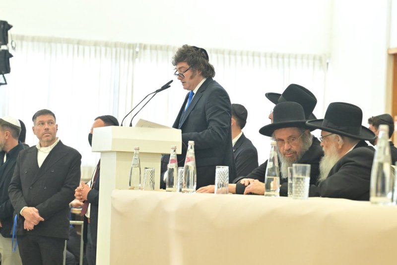 אריאל רבינסקי