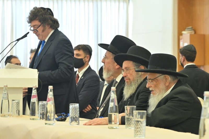 אריאל רבינסקי