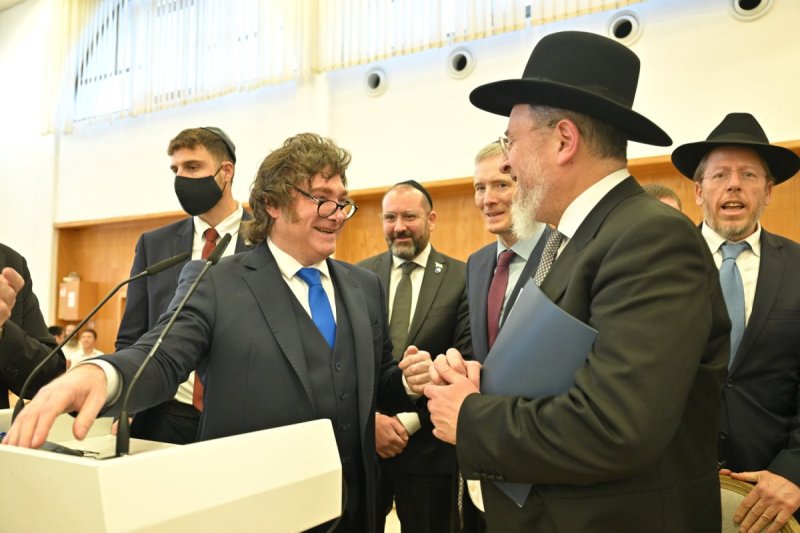 אריאל רבינסקי