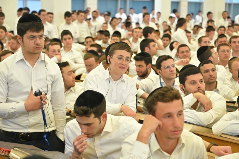 אריאל רבינסקי