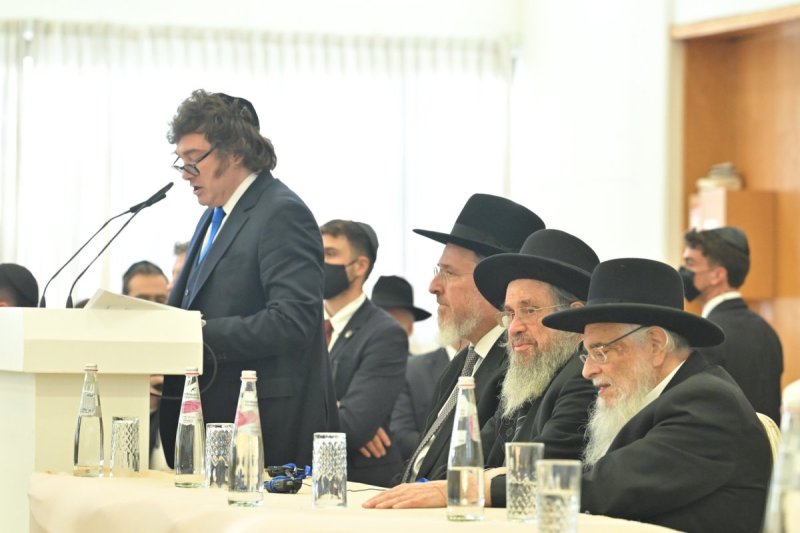 אריאל רבינסקי