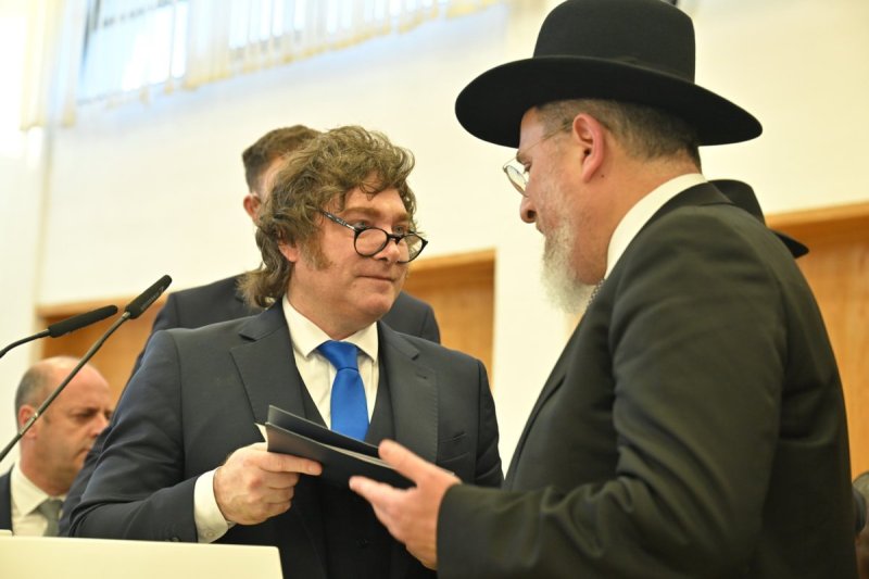 אריאל רבינסקי