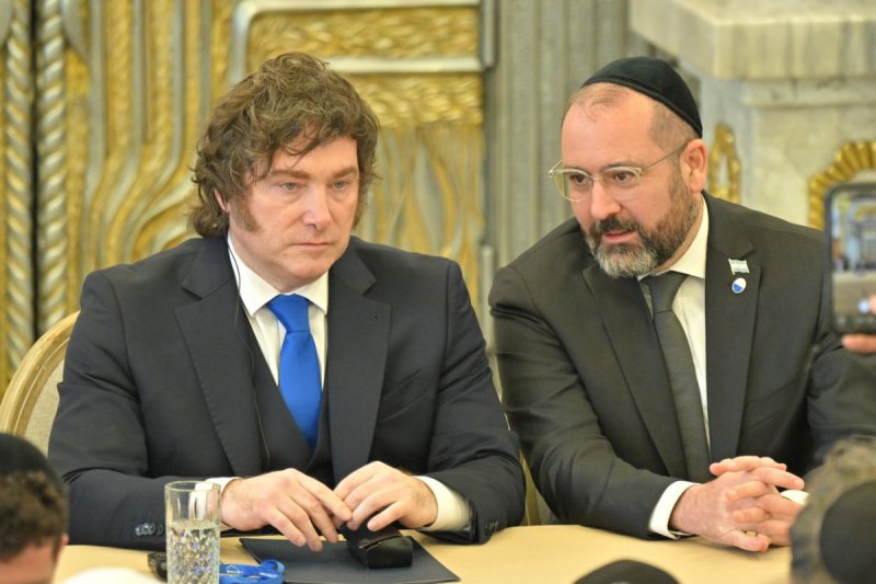 אריאל רבינסקי