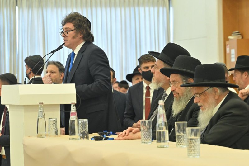 אריאל רבינסקי