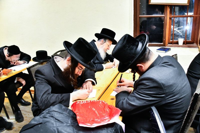 שוקי לרר