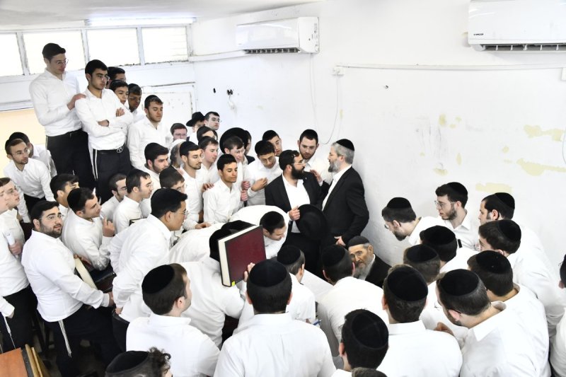 שוקי לרר