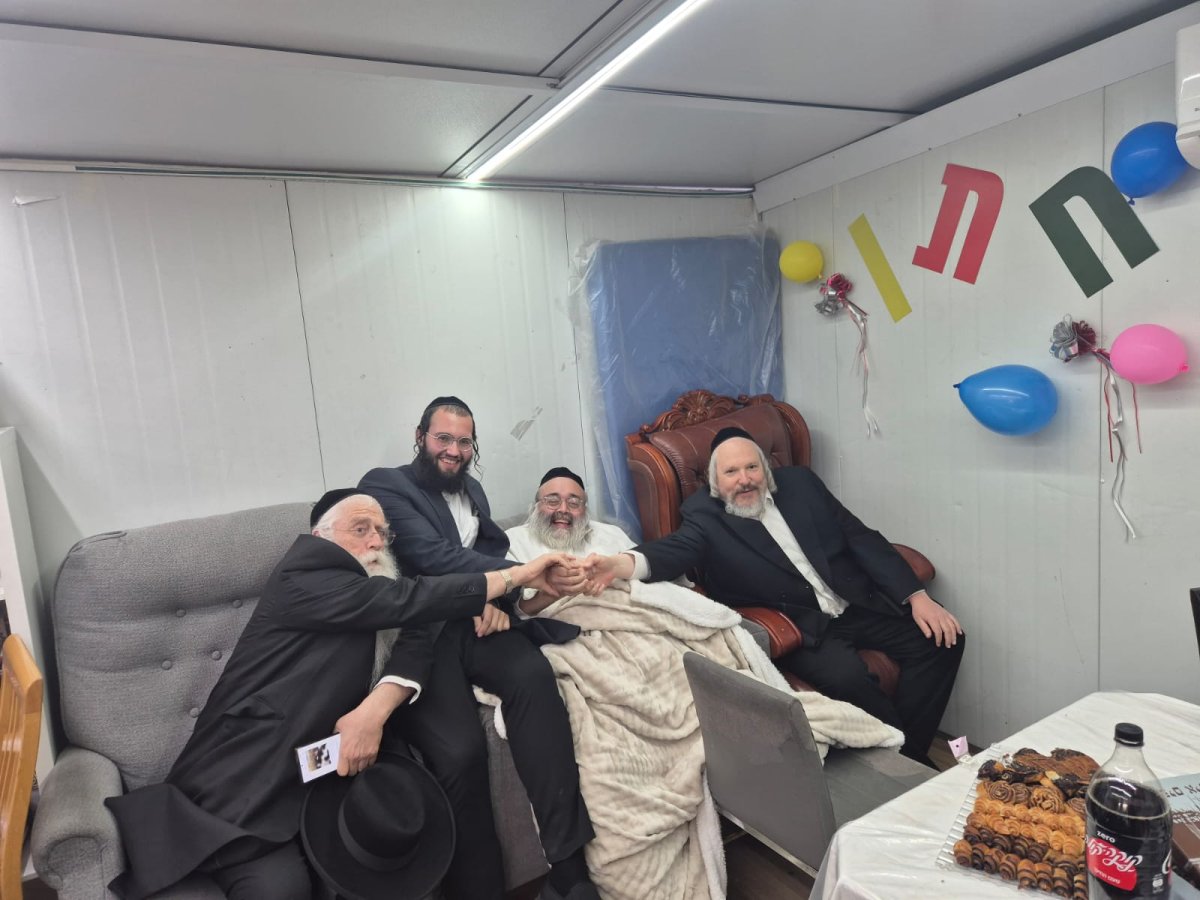 באדיבות המצלם