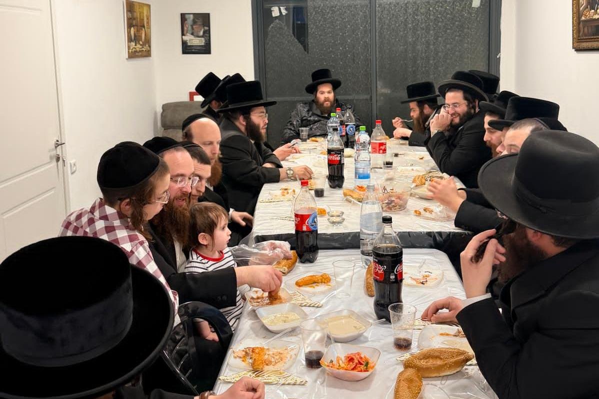 באדיבות המצלם