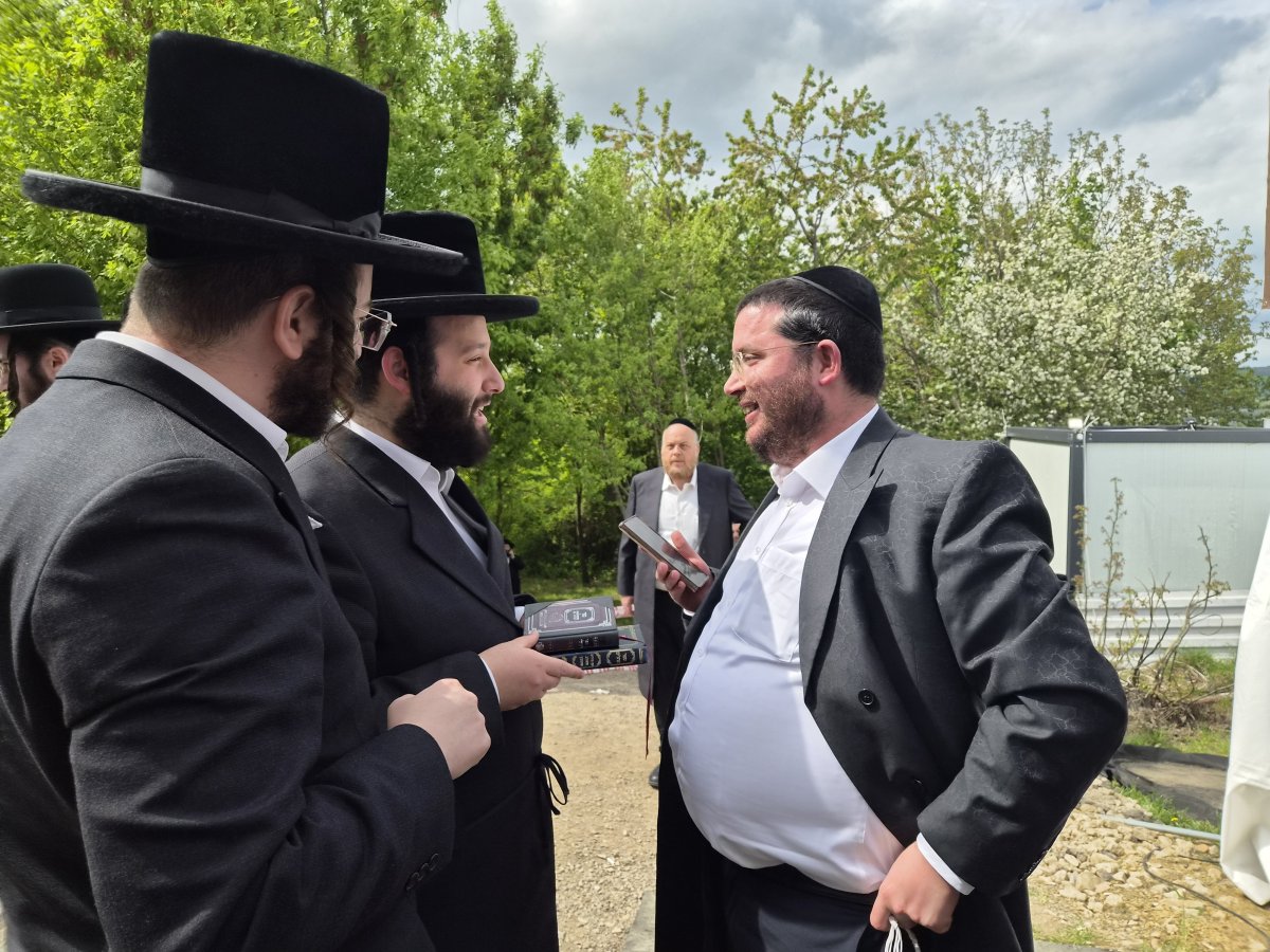 באדיבות המצלם
