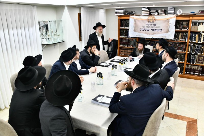 שוקי לרר