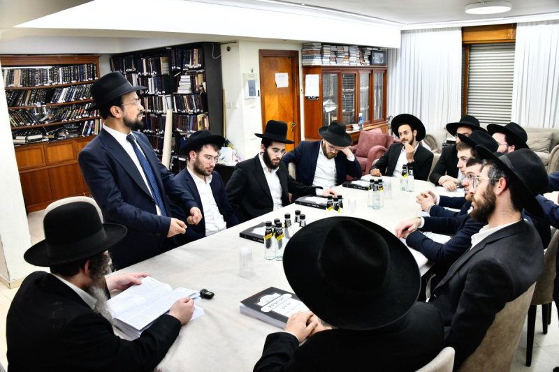 שוקי לרר