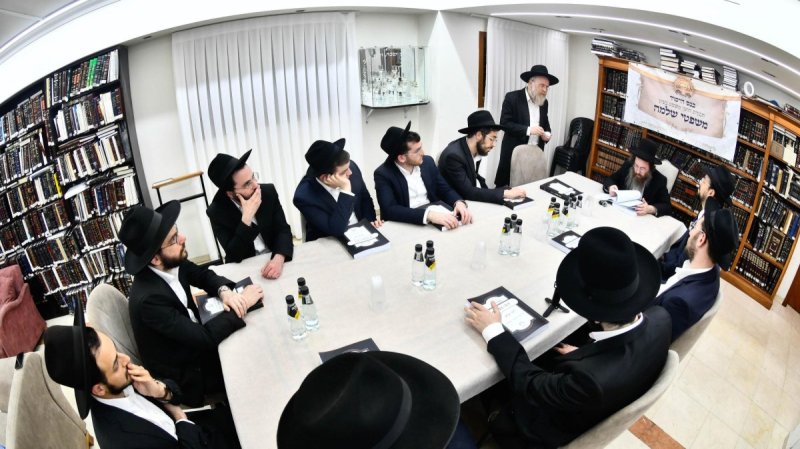 שוקי לרר