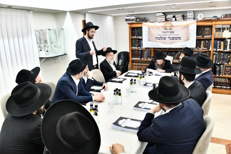 שוקי לרר
