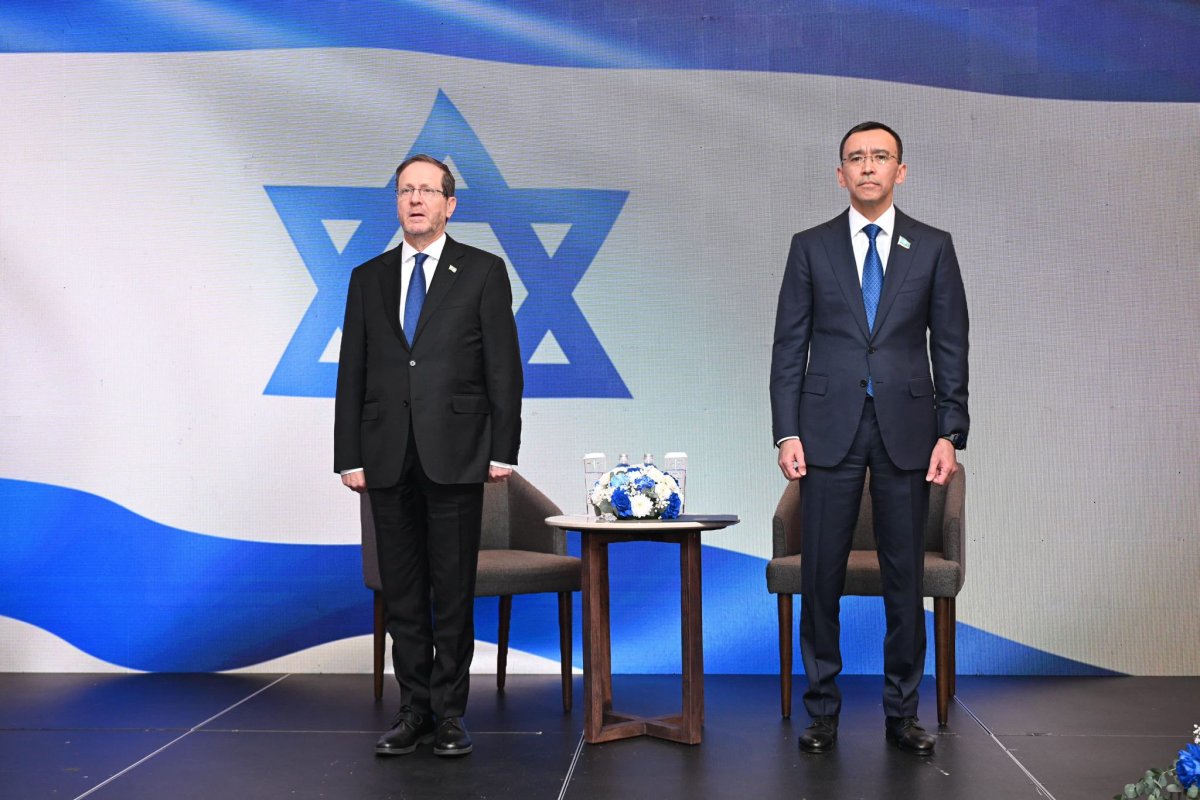 חיים צח/לע״מ