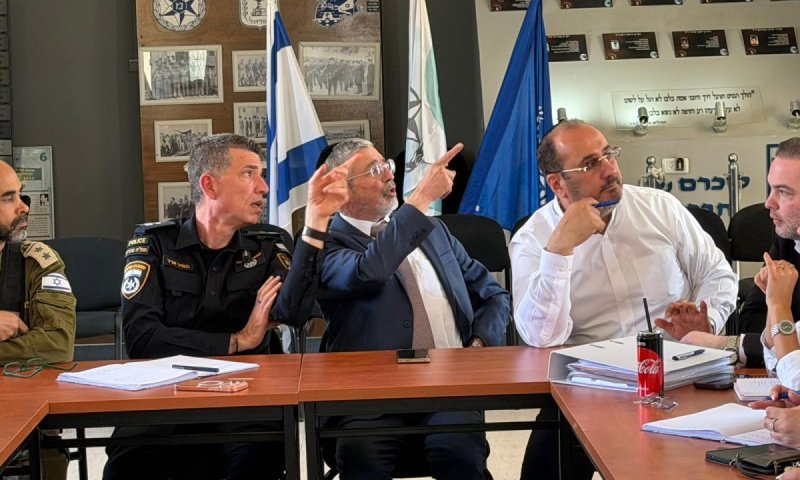מחר הילולת הרבבות על ציונו של התנא הקדוש רבי מאיר בעל הנס בטבריה