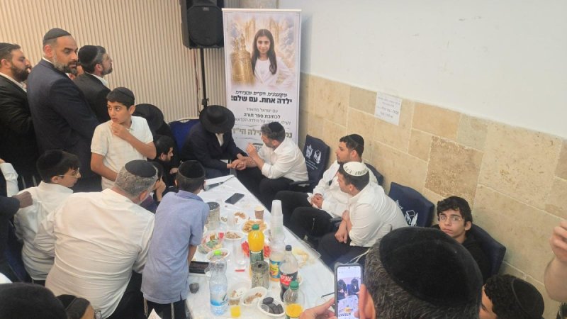 באדיבות המצלם