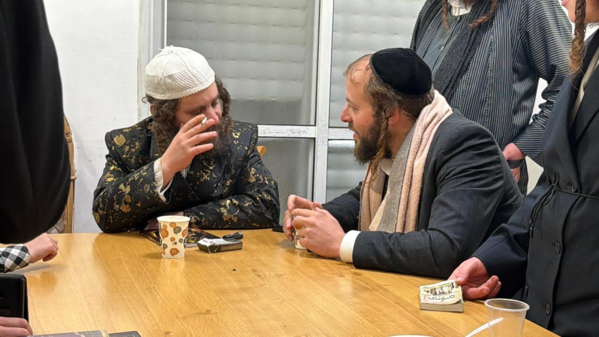 באדיבות המצלם