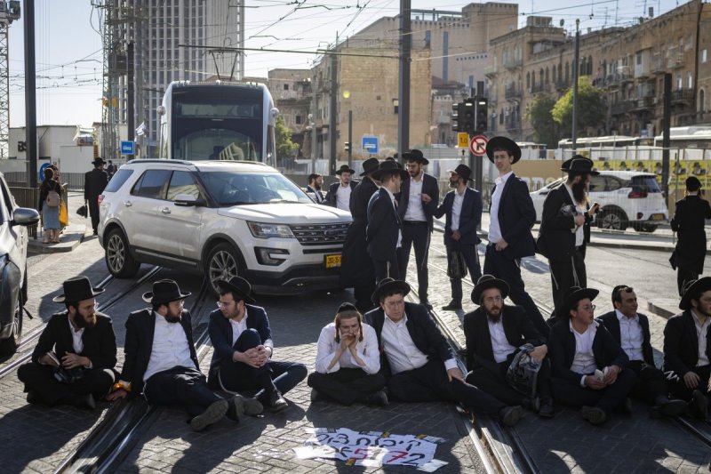 חיים גולדברג, פלאש 90