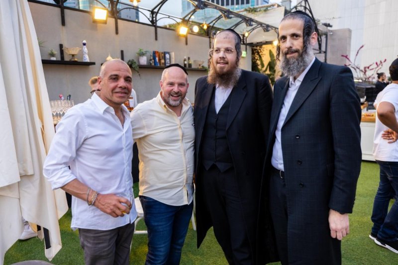יח"צ