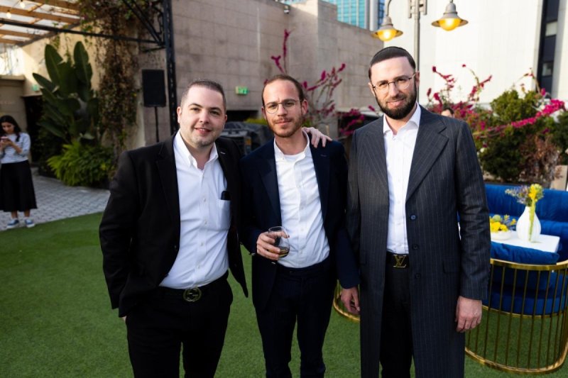 יח"צ