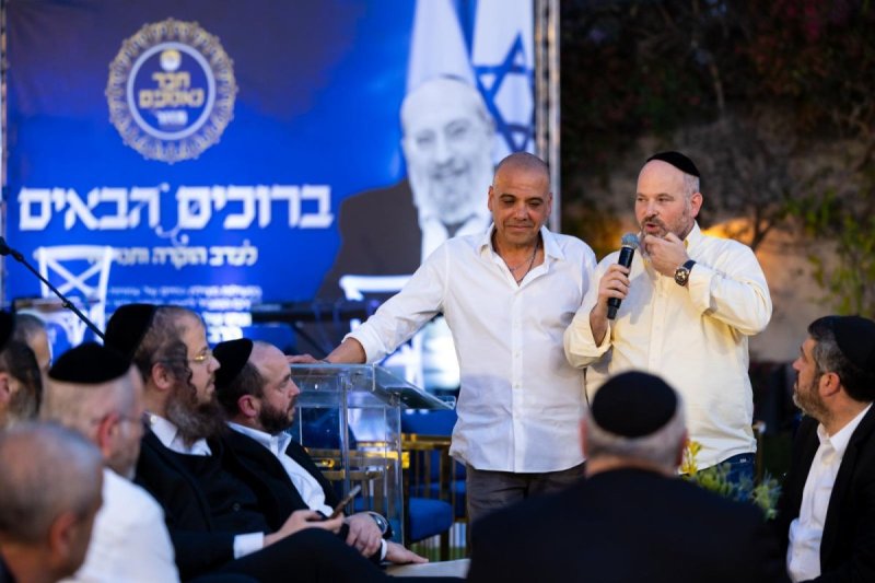 יח"צ