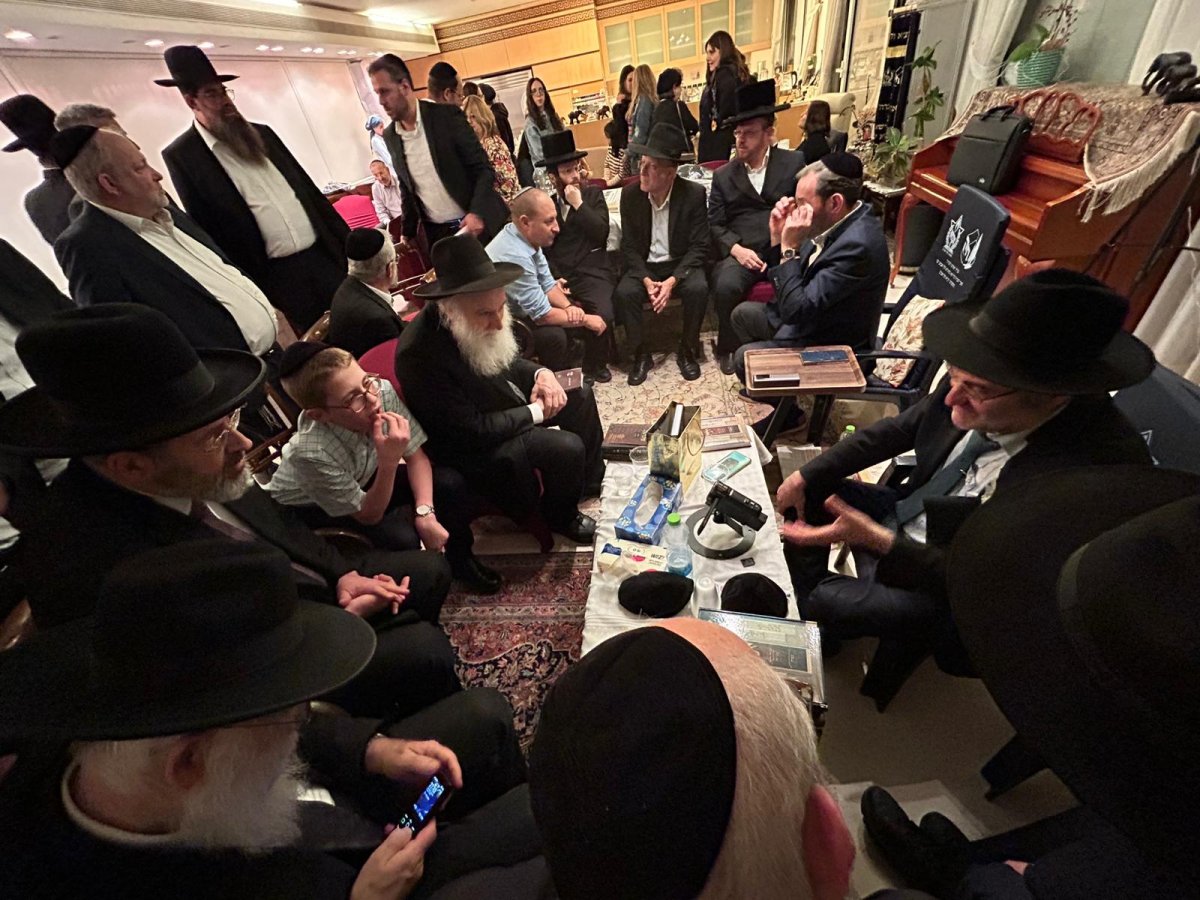 באדיבות המצלם