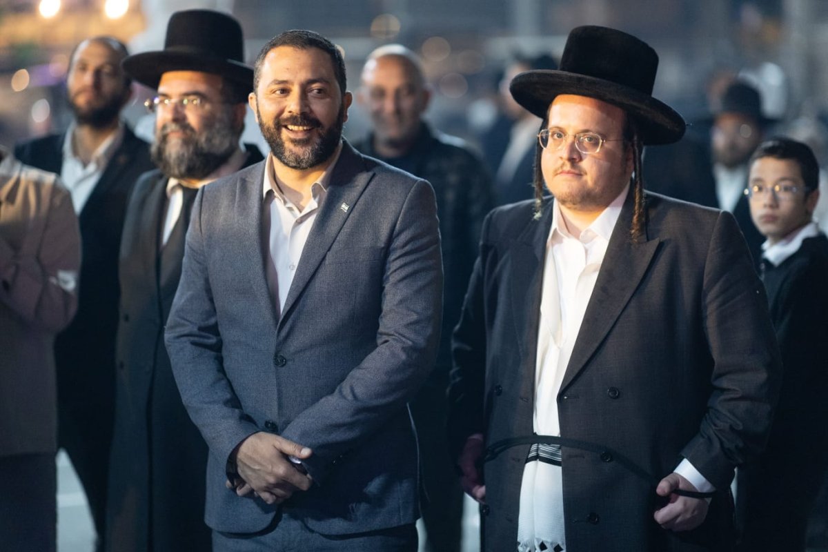באדיבות המצלם