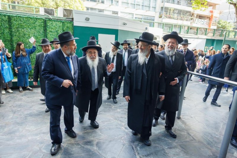 דניאל נפוסי ומאיר זלזניק