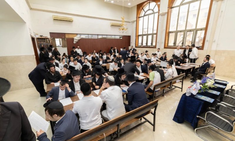 תלמידי 'אהל שרה' התכנסו למעמד הכנה לקבלת התורה לקראת חג השבועות