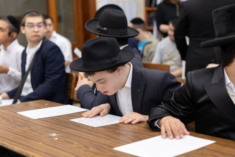 יחצ