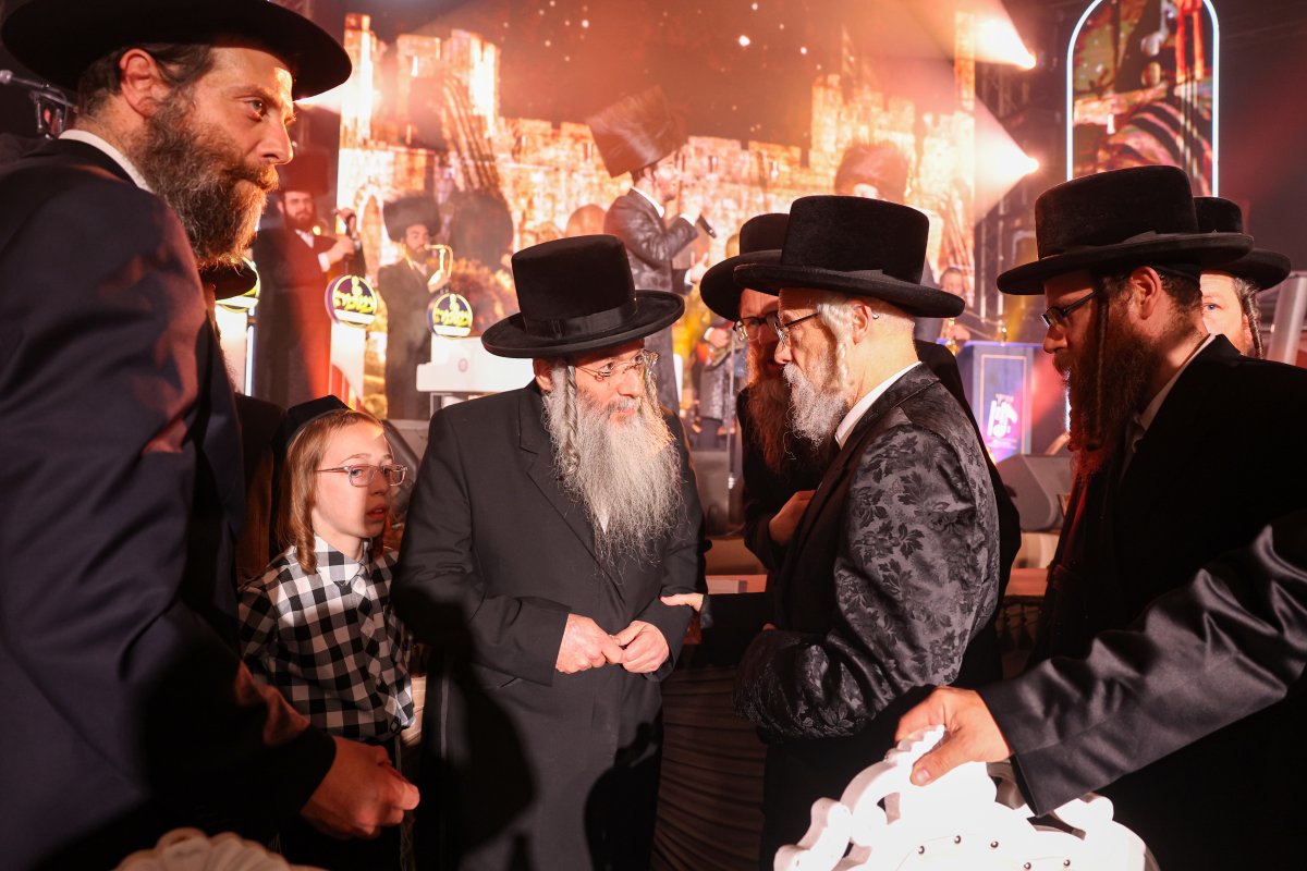 באדיבות המצלם