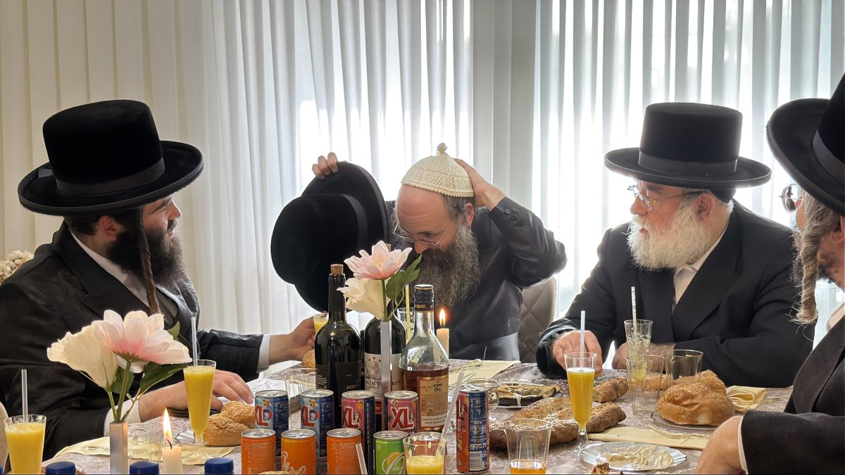 באדיבות המצלם
