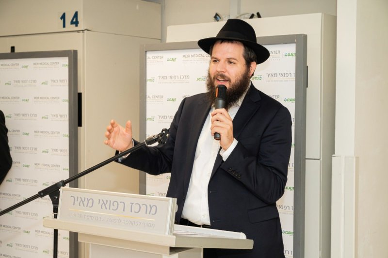 באדיבות המצלם