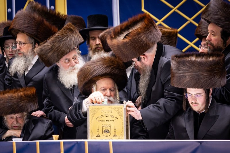 האחים לאנטשעווסקי 