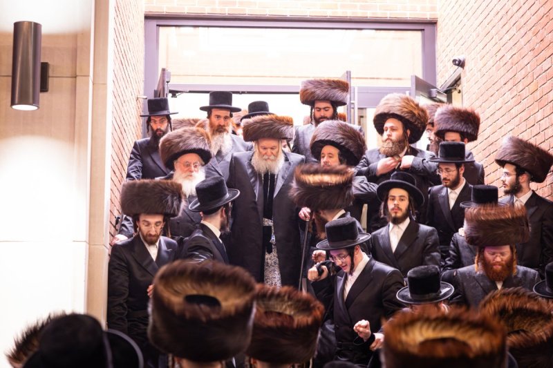 האחים לאנטשעווסקי 