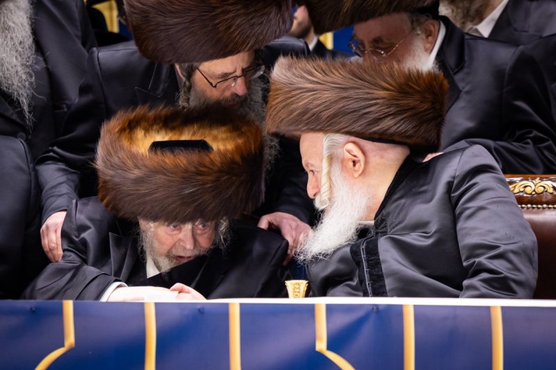 האחים לאנטשעווסקי 