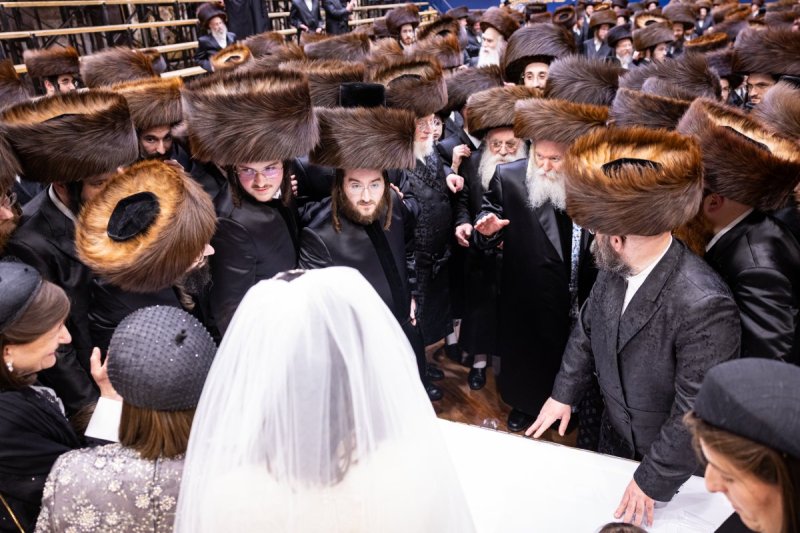 האחים לאנטשעווסקי 