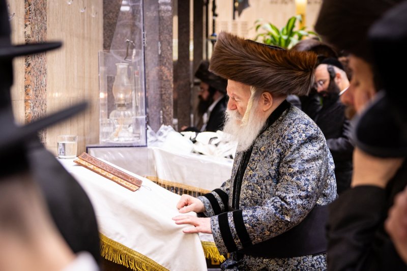האחים לאנטשעווסקי 