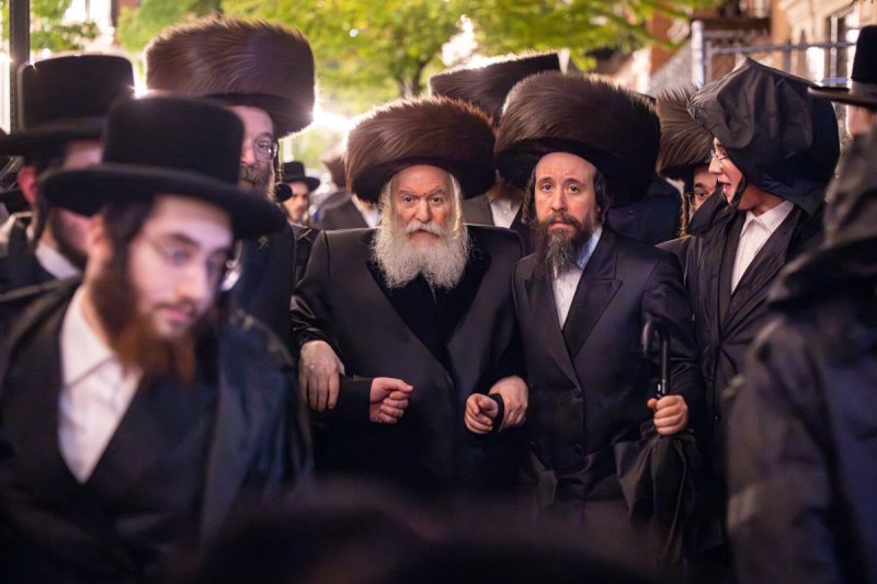 האחים לאנטשעווסקי 