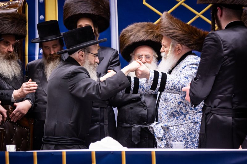 האחים לאנטשעווסקי 