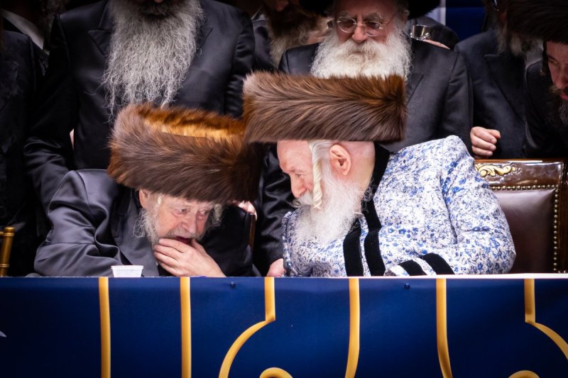 האחים לאנטשעווסקי 