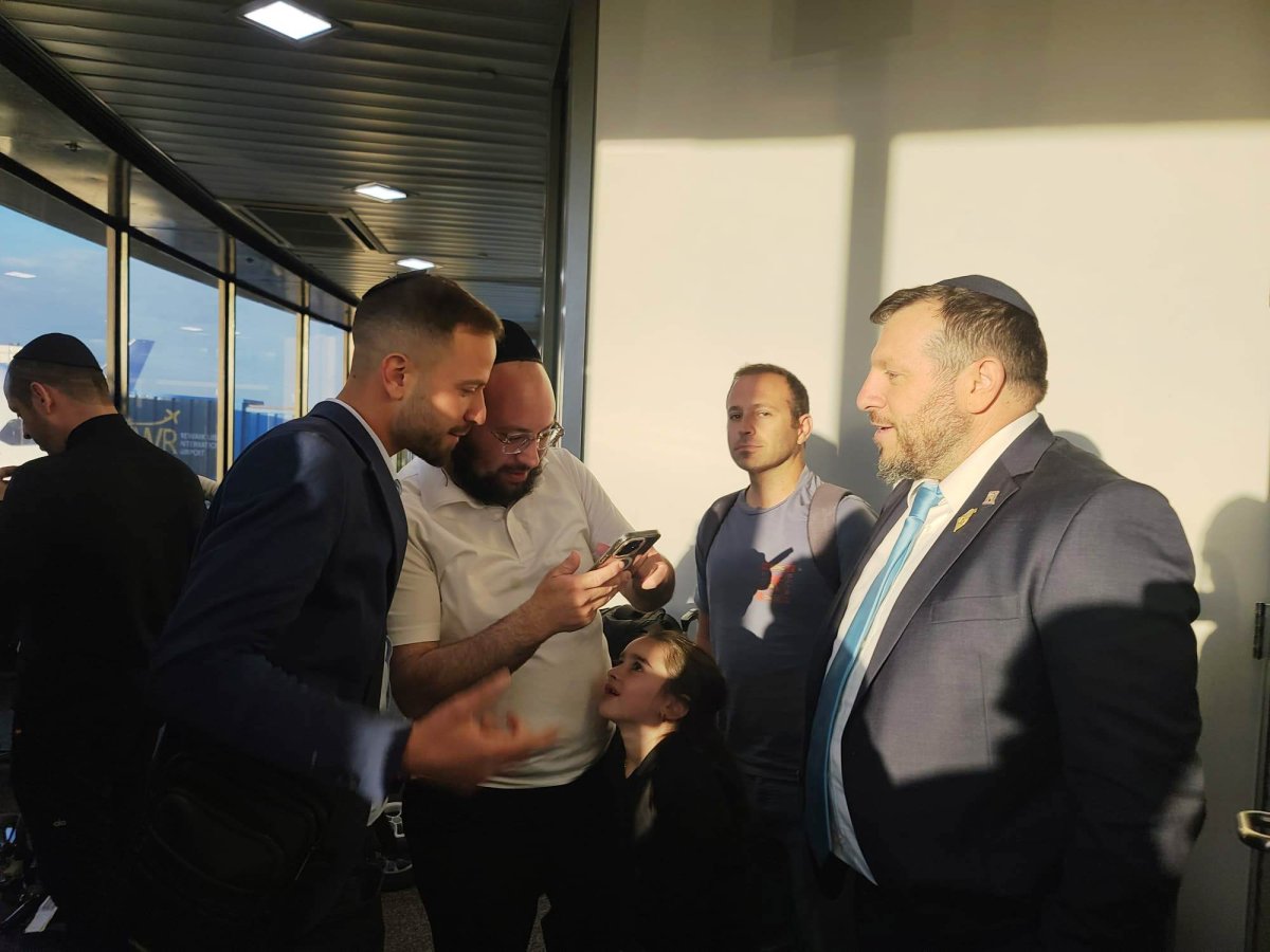 באדיבות המצלם