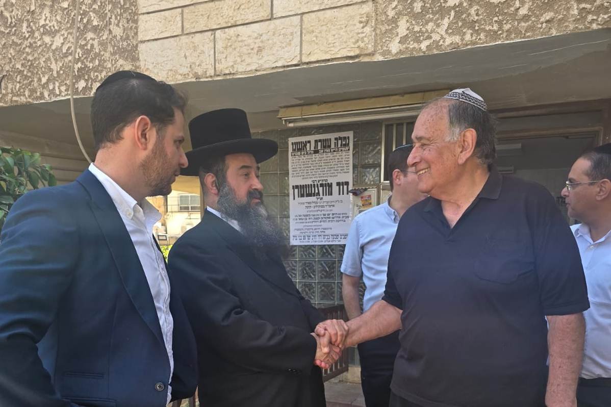 באדיבות המצלם